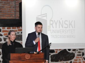 dscn2000